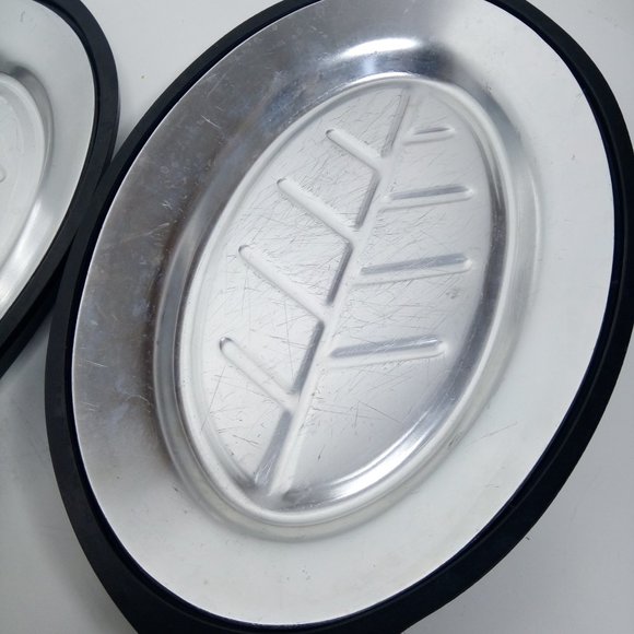 Nordic Ware Platter Holder Set Metal Plates Serveware - Picture 3 of 6